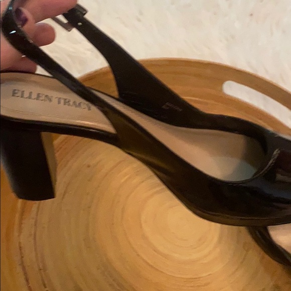 ‼️Stunning Ellen Tracy Sturdy Pumps - Picture 5 of 7